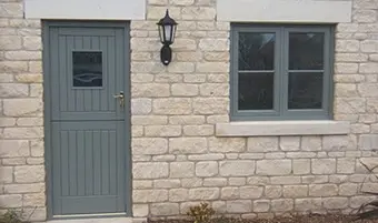 img-service-doors